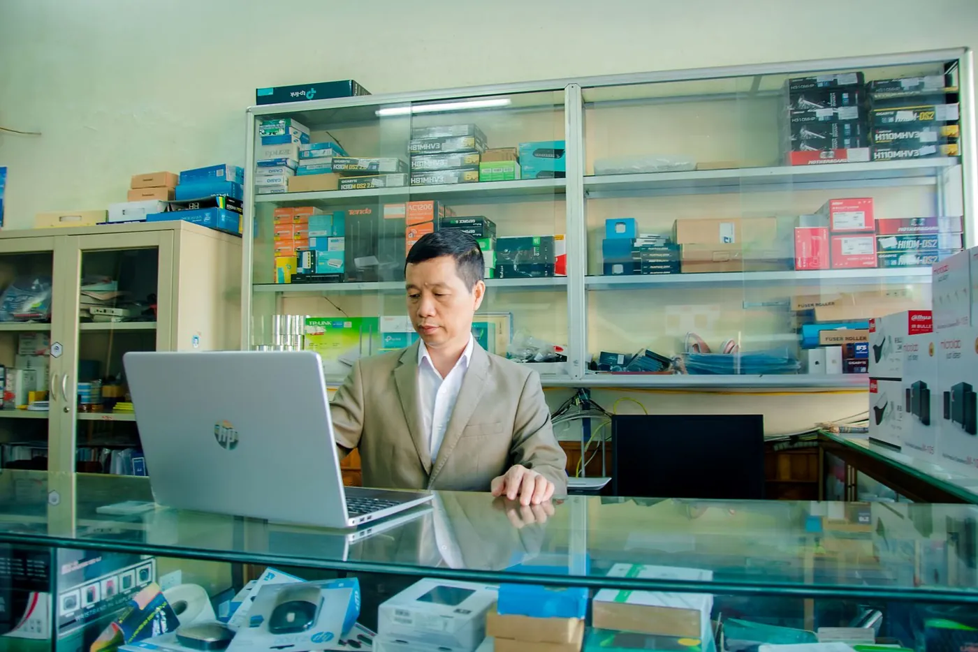 Phones and gadgets on display in an electronics shop